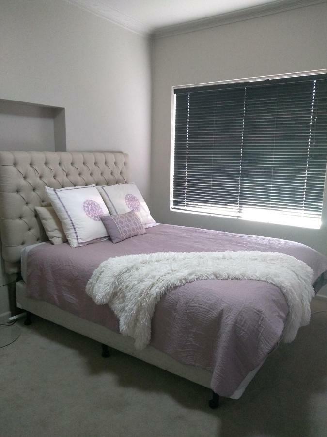 Kindred Studio Apartments Leeton Ngoại thất bức ảnh